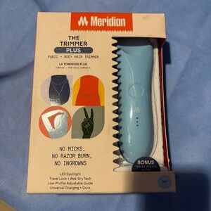 Sky Blue Grooming Trimmer with Bonus Pouch
